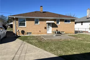 12416 Eastwood Blvd, Garfield Heights, OH 44125 - Photo 2