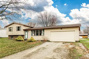312 Decourcey St, Rittman, OH 44270 - Photo 2