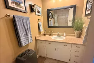 817 Boston Ave, Elyria, OH 44035 - Photo 16