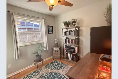 817 Boston Avenue, Elyria, OH 44035 - Photo 10