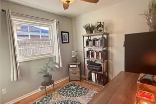 817 Boston Ave, Elyria, OH 44035 - Photo 10