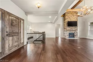 436 Heatherby Ln NE, Hartville, OH 44632 - Photo 6