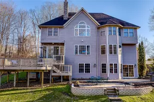 10560 Auburndale Rd, Chagrin Falls, OH 44023 - Photo 2