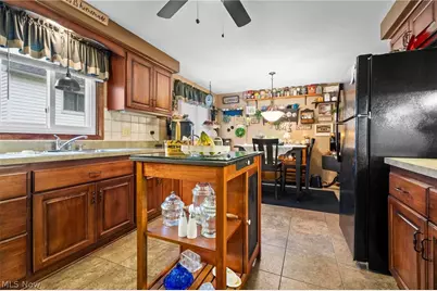4401 Forest Hill Drive, Lorain, OH 44053 - Photo 4