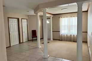 6140 Kelley Ln, Parma, OH 44134 - Photo 6