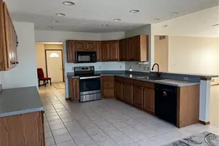 6140 Kelley Ln, Parma, OH 44134 - Photo 4