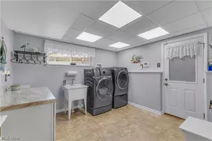 4430 Bentley Dr, North Olmsted, OH 44070 - Photo 32