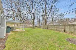 4430 Bentley Dr, North Olmsted, OH 44070 - Photo 8