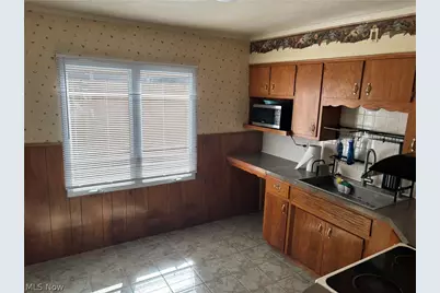 2407 Nesmith Lake Boulevard, Akron, OH 44314 - Photo 16