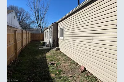 2407 Nesmith Lake Boulevard, Akron, OH 44314 - Photo 4