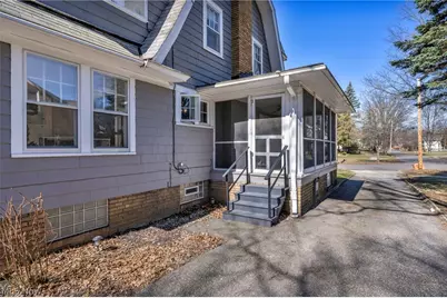1521 Parkhill Road, Cleveland Heights, OH 44121 - Photo 44