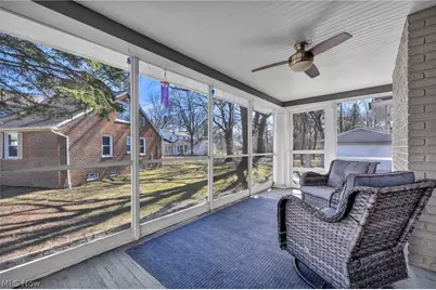 1521 Parkhill Road, Cleveland Heights, OH 44121 - Photo 36