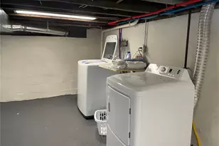 1215 Sherman St, Akron, OH 44301 - Photo 36