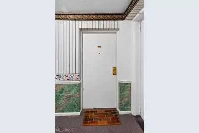 19436 Van Aken Boulevard #307, Huber Heights, OH 44122 - Photo 2