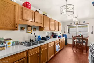 3786 Choice Ct, Youngstown, OH 44505 - Photo 12