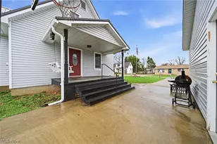 512 North St, Duncan Falls, OH 43734 - Photo 12