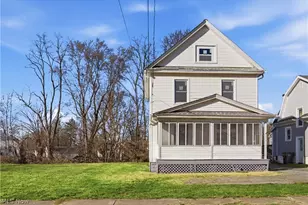 2016 Pointview Ave, Youngstown, OH 44502 - Photo 2