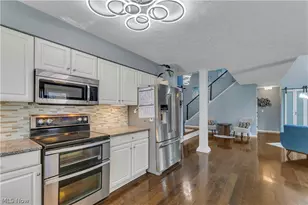 5265 Lisa Way, North Ridgeville, OH 44039 - Photo 10