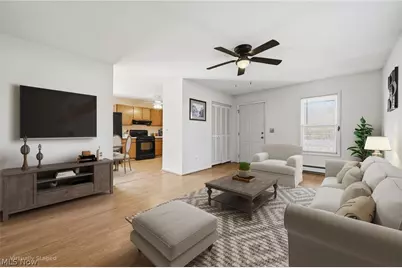 1082 Hazel Street, Akron, OH 44305 - Photo 6