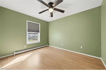 1082 Hazel Street, Akron, OH 44305 - Photo 18