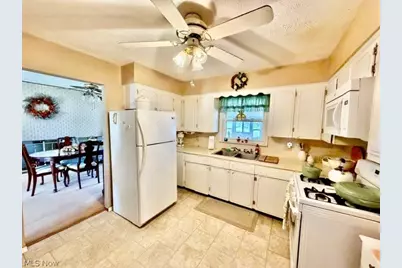 12351 Garnell Street NW, Massillon, OH 44647 - Photo 8