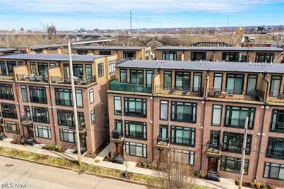 2275 W 19 Street, Loveland, OH 44113 - Photo 2