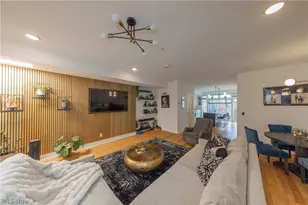 2275 W 19th St, Loveland, OH 44113 - Photo 10