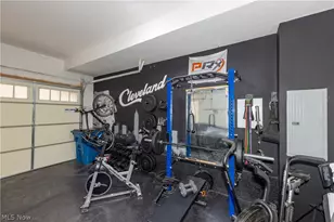 2275 W 19th St, Loveland, OH 44113 - Photo 38