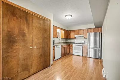 7090 Bristlewood Drive #H, Concord Twp, OH 44077 - Photo 6