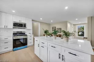 34918 Chestnut Ridge Rd, North Ridgeville, OH 44039 - Photo 4