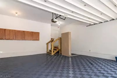 1151 Surrey Point Drive, Warren, OH 44484 - Photo 22