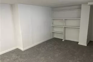 802 Orlando Ave, Akron, OH 44320 - Photo 18