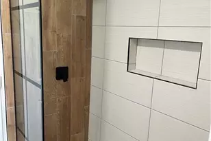 802 Orlando Ave, Akron, OH 44320 - Photo 14