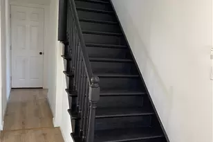 802 Orlando Ave, Akron, OH 44320 - Photo 10