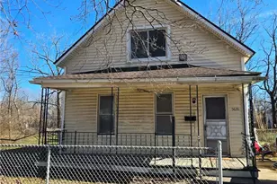 5636 Drake Ave, Loveland, OH 44127 - Photo 1