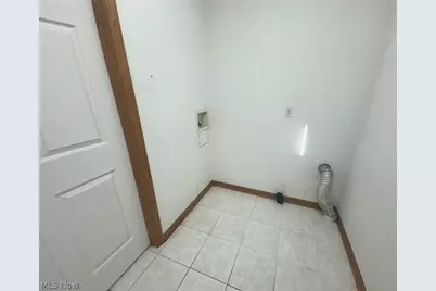 417 Otis Court SE, Girard, OH 44420 - Photo 26