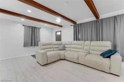 1677 Douglas Road, Wickliffe, OH 44092 - Photo 10