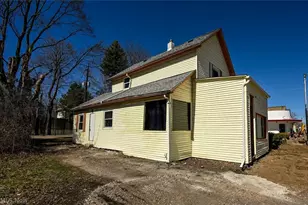 868 N Main St, Akron, OH 44310 - Photo 1