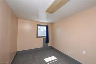 868 N Main St, Akron, OH 44310 - Photo 22