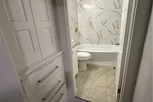 3074 W 25th St, Loveland, OH 44113 - Photo 10