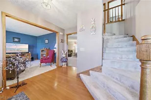 8294 Turquoise Ave NE, Canton, OH 44721 - Photo 4