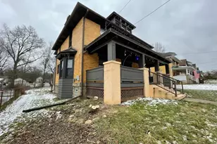 340 N Prospect St, Ravenna, OH 44266 - Photo 2