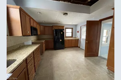 340 N Prospect Street, Ravenna, OH 44266 - Photo 4