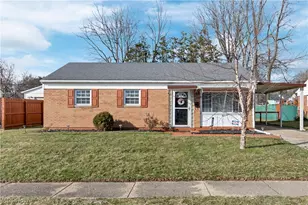 2317 40th St NE, Canton, OH 44705 - Photo 1