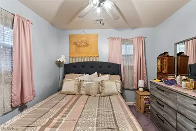 2317 40th Street NE, Canton, OH 44705 - Photo 18