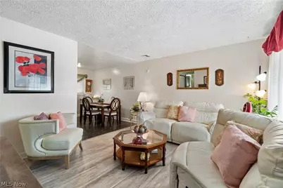 2317 40th Street NE, Canton, OH 44705 - Photo 8