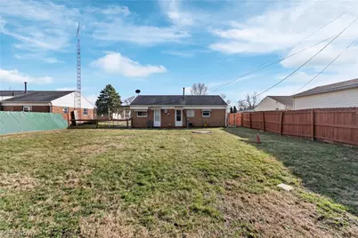 2317 40th Street NE, Canton, OH 44705 - Photo 26