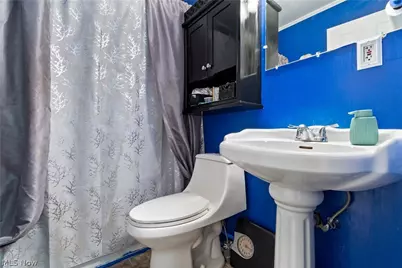 2317 40th Street NE, Canton, OH 44705 - Photo 16