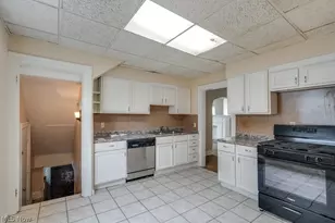 3345 Berkeley Rd, Cleveland Heights, OH 44118 - Photo 8