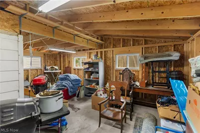 7441 Hubbard Bedford Road, Hubbard, OH 44425 - Photo 24